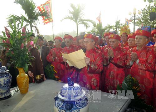 Lễ rước nước, tế cá tại hội đền Trần Nam Định 2017 ảnh 6