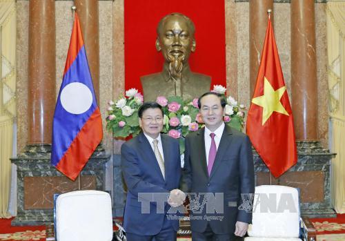 Dành ưu tiên cao thắt chặt quan hệ đặc biệt Việt - Lào ảnh 1