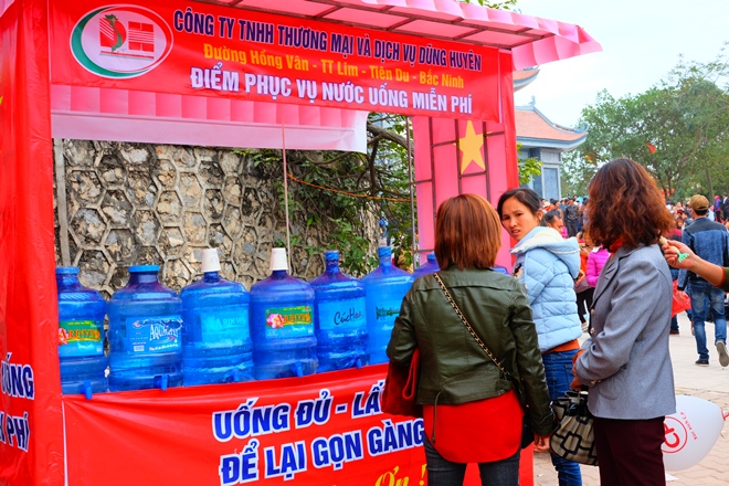 Nghe câu quan họ trao duyên tại Hội Lim 2017 ảnh 11