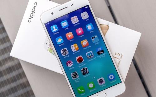 Nhiều sản phẩm smartphone ra mắt đón mùa Valentine ảnh 3
