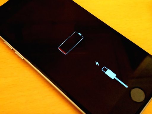 Rộ tin iPhone 8 sẽ cải tiến 2 điểm để tăng độ bền pin ảnh 1