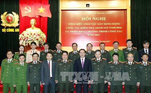 Phải thống nhất nhận thức về tầm quan trọng của xây dựng Đảng trong Công an nhân dân ảnh 2