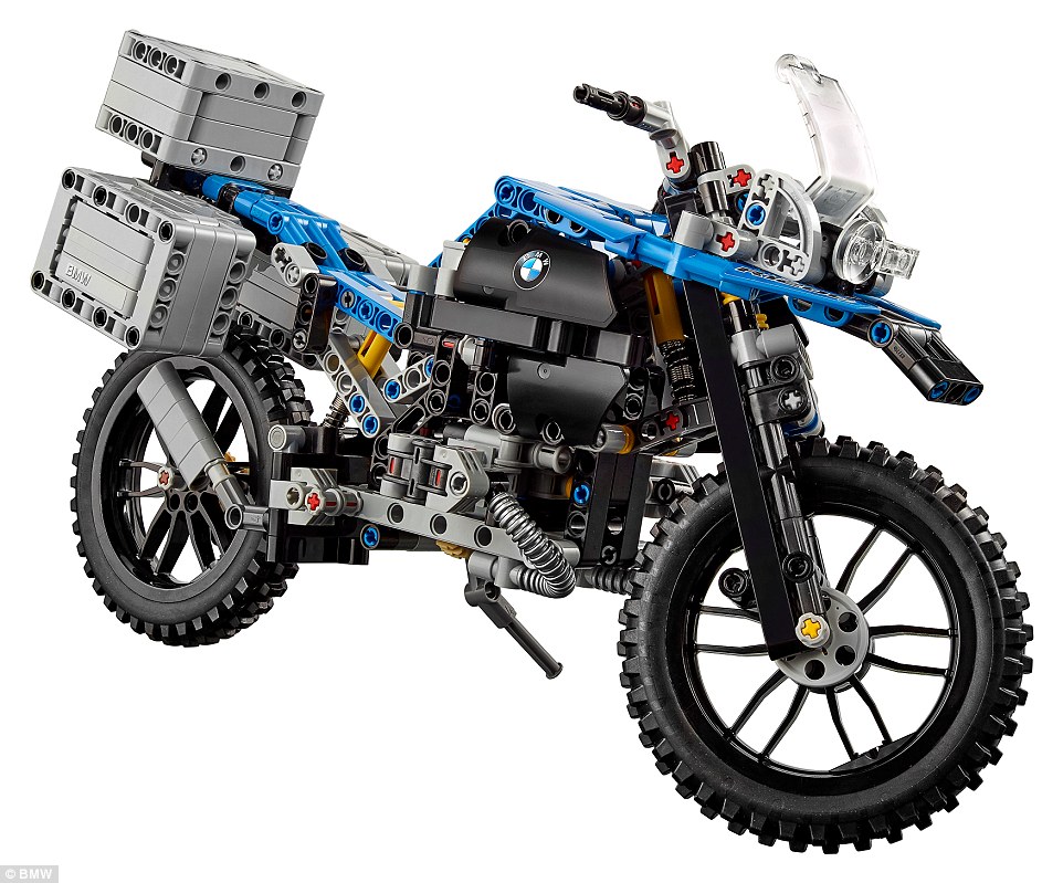 Hiện thực hóa mẫu Lego, BMW tính chế tạo xe máy biết bay ảnh 5