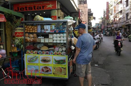 Giải tỏa vỉa hè, không cần làm ồ ạt ảnh 1