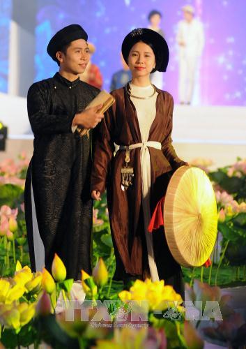 Duyên dáng Áo dài Thành phố Hồ Chí Minh ảnh 8