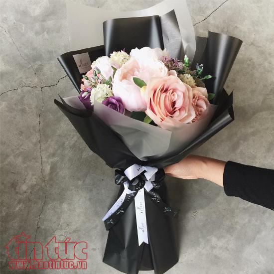 Hoa lụa đẹp và sang 'lên ngôi' ngày 8/3 ảnh 12