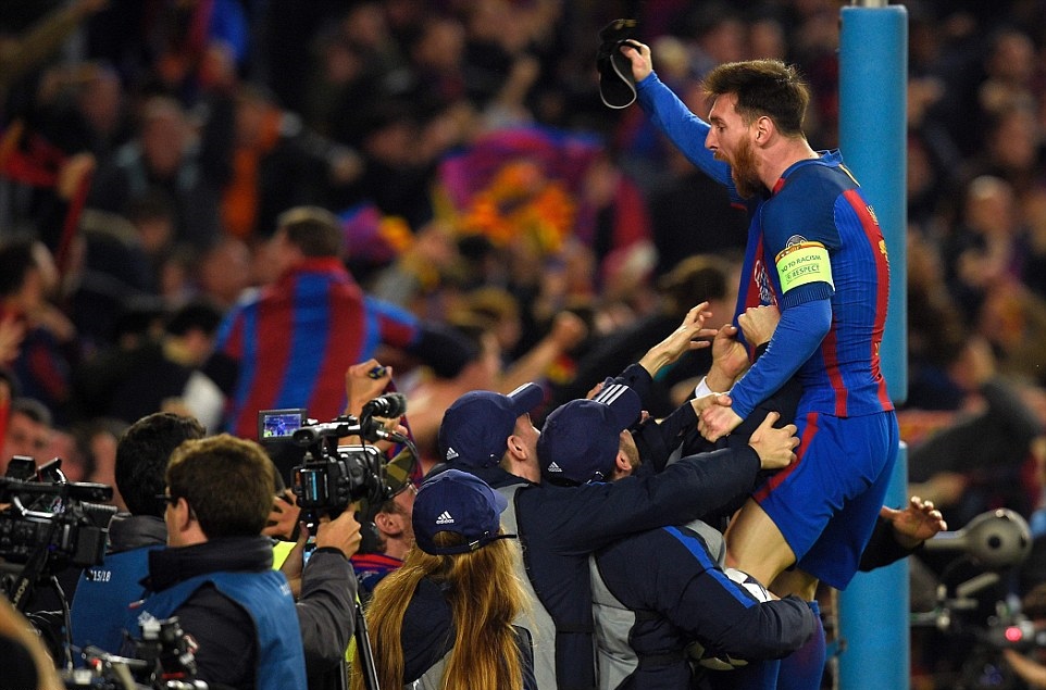 Barca làm điều 'điên rồ' ở Camp Nou ảnh 2
