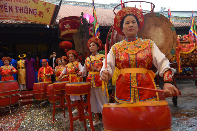 Tưng bừng lễ hội truyền thống làng nghề Bát Tràng ảnh 7