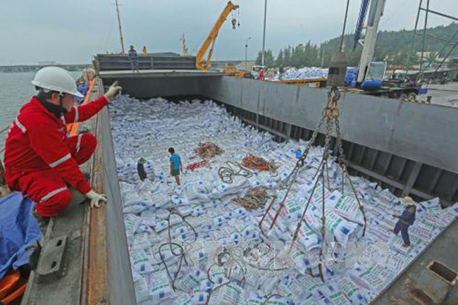 Cảng biển Dung Quất: Động lực phát triển của Quảng Ngãi ảnh 2