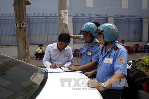 Không chèn ép kinh doanh vận tải trên hệ thống Uber ảnh 1