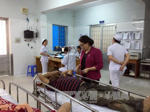 Hiện trường vụ sập giàn giáo làm 7 người bị thương ảnh 5