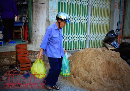 Mưu sinh ở vỉa hè qua ống kính ảnh 5