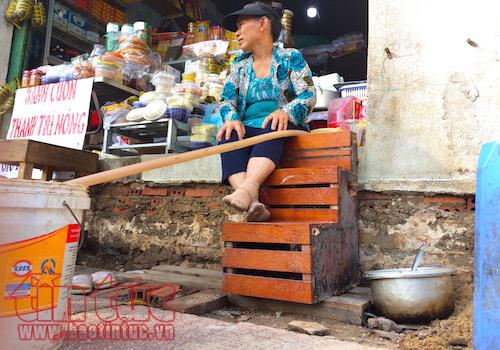 Mưu sinh ở vỉa hè qua ống kính ảnh 11