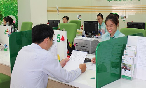 Thiệt hại ‘kép’ từ cuộc đua ‘siêu’ lãi suất ảnh 1