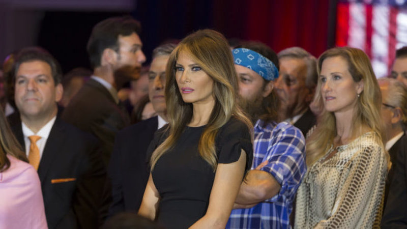 Người Mỹ rào rào ký tên đòi bà Melania vào Nhà Trắng ảnh 1