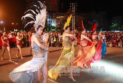 Tưng bừng lễ hội đường phố Cát Bà lần thứ nhất ảnh 4