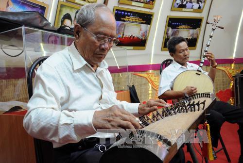 Tôn vinh 71 nghệ nhân ưu tú đờn ca tài tử Nam Bộ ảnh 1