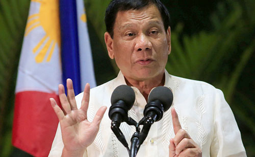 Tổng thống Philippines: Nếu ngốc nghếch, ông Trump đã không là tỉ phú ảnh 1