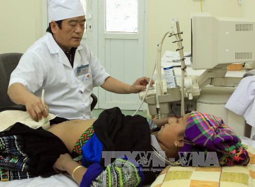 Yên Bái: Nhiều đãi ngộ để thu hút nhân lực ngành y tế ảnh 1