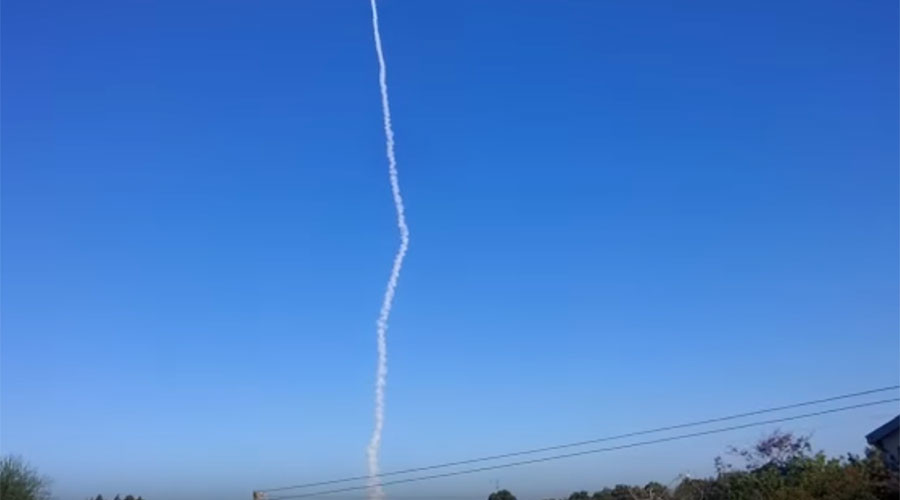 Hé lộ video quân đội Israel thử hệ thống tên lửa đẩy bí mật ảnh 1