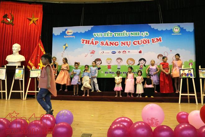 'Thắp sáng nụ cười em' tại Viện Huyết học - Truyền máu trung ương ảnh 1