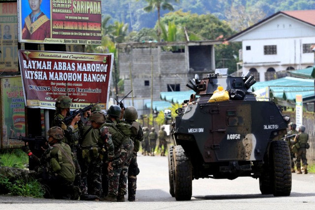 Tổng thống Philippines tiết lộ lí do vì sao vẫn chưa giành lại Marawi ảnh 1