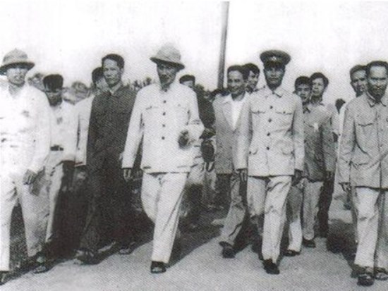 Nhớ ngày Bác Hồ về thăm Hà Tĩnh ảnh 1
