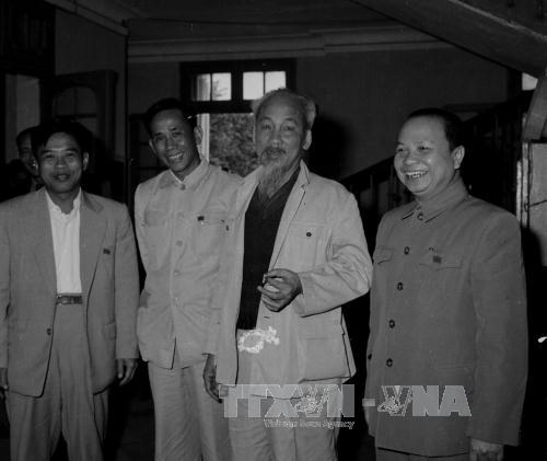 Phạm Hùng - người cộng sản kiên cường ảnh 2