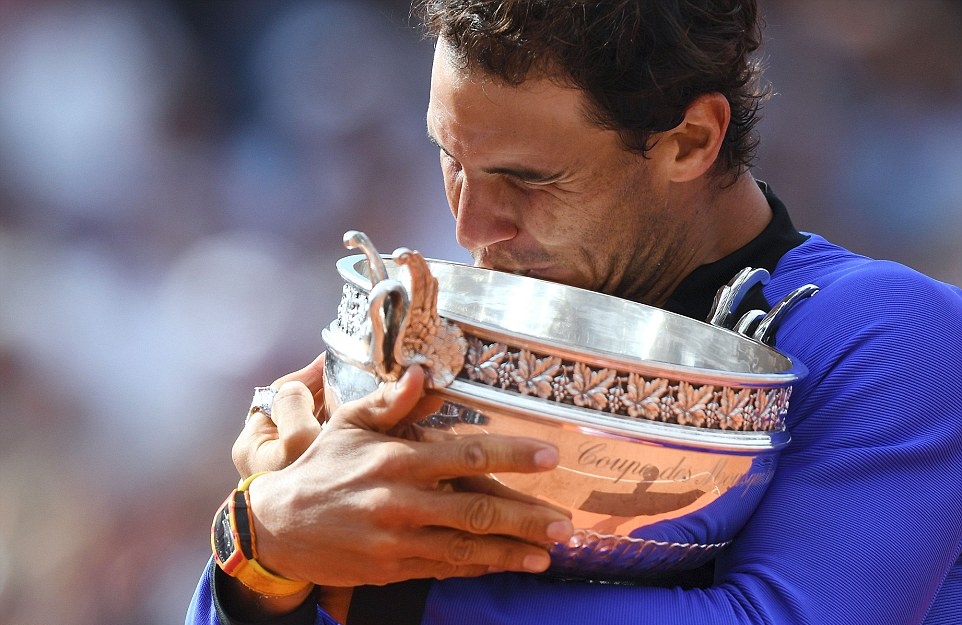 'Vua đất nện' Nadal lập kỷ lục cú ăn 10 Roland Garros ảnh 6