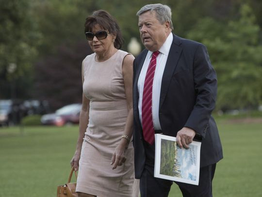 Hình ảnh đầu tiên khi Đệ nhất Phu nhân Melania và cậu út chính thức dọn vào Nhà Trắng ảnh 3