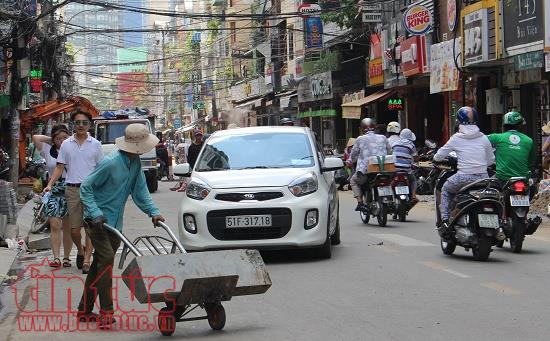 'Phố Tây' Bùi Viện đang tất bật thi công để kịp ngày khai trương ảnh 6