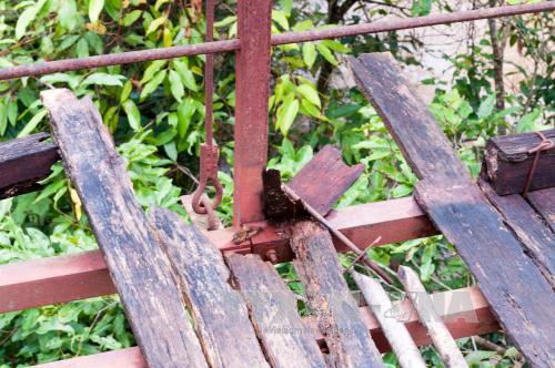 Cao Bằng: Cầu treo xuống cấp, hiểm nguy rình rập mùa mưa lũ ảnh 1