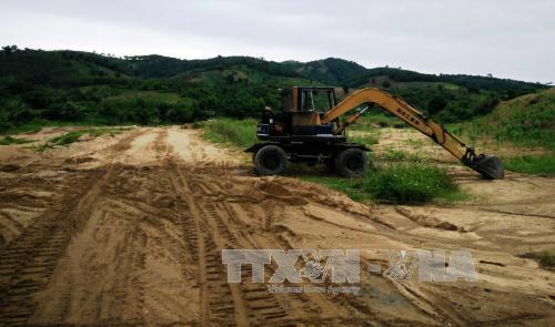 Phó Thủ tướng yêu cầu điều tra vụ cát tặc hoành hành trên sông Đăk Pxi ảnh 1