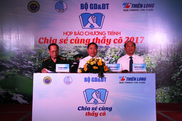 Sẽ tuyên dương 60 chiến sĩ bộ đội biên phòng 'cõng chữ lên non' ảnh 1