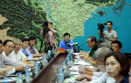 Bão số 2: Tàu chở 4.700 tấn than bị lật úp, mới tìm được 3 người ảnh 1