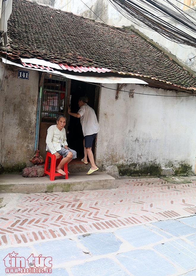 Con đường lát đá xanh độc đáo nhất Việt Nam ảnh 7
