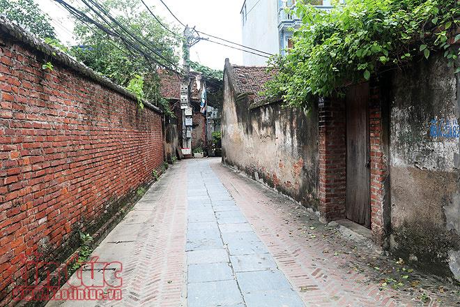 Con đường lát đá xanh độc đáo nhất Việt Nam ảnh 2