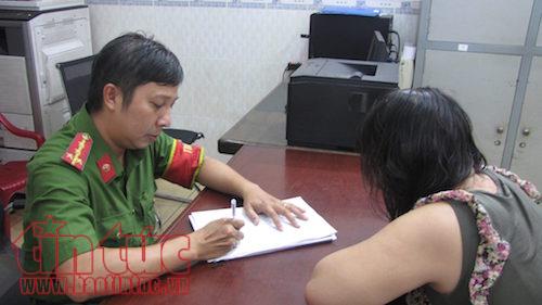 Tạm giữ hình sự 3 đối tượng có hành vi ‘môi giới mại dâm’ ảnh 1