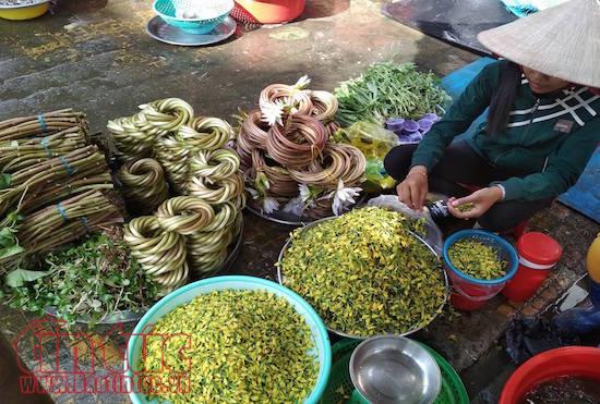 Hút hồn chợ quê mùa nước nổi ở Đồng Tháp Mười ảnh 2