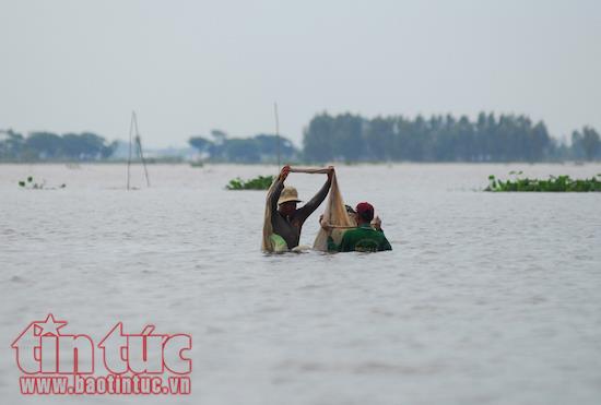 Hút hồn chợ quê mùa nước nổi ở Đồng Tháp Mười ảnh 11