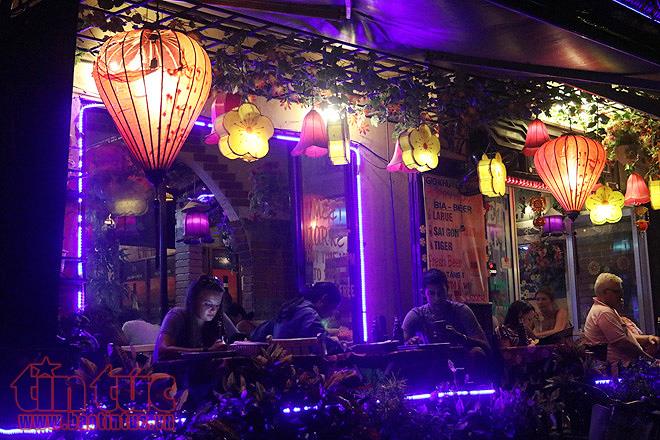 Lang thang phố cổ Hội An ảnh 13
