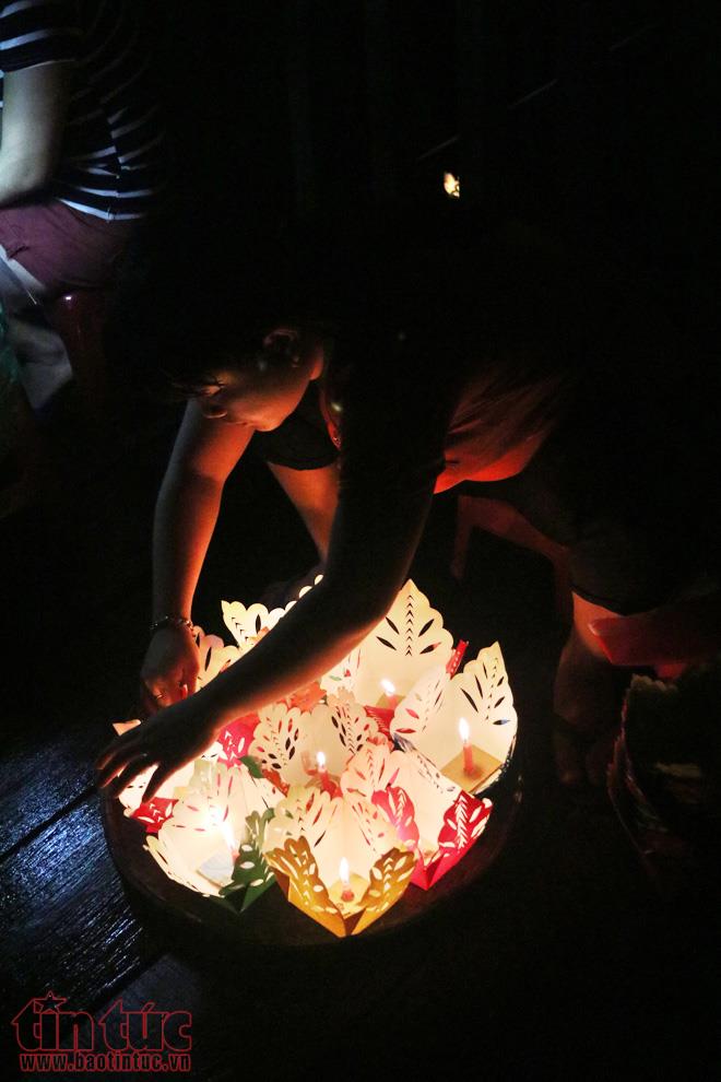 Lang thang phố cổ Hội An ảnh 18