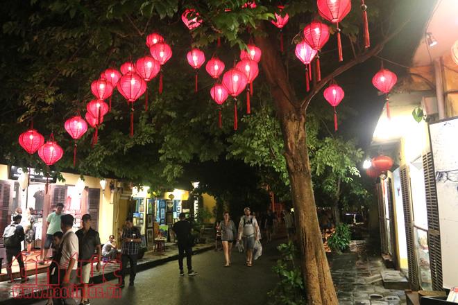 Lang thang phố cổ Hội An ảnh 19