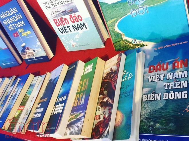 Khai mạc Triển lãm - Hội chợ sách Quốc tế 2017 ảnh 6