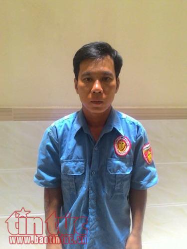 Tóm gọn tên cướp giật dây chuyền mặc trang phục bảo vệ ảnh 1