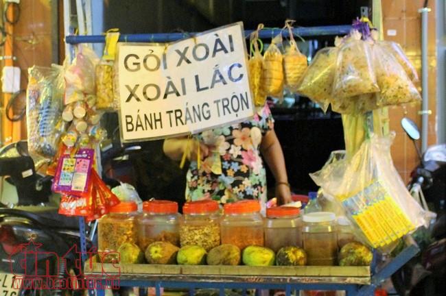 Nhộn nhịp 'phố Tây' Bùi Viện khi màn đêm buông xuống ảnh 7