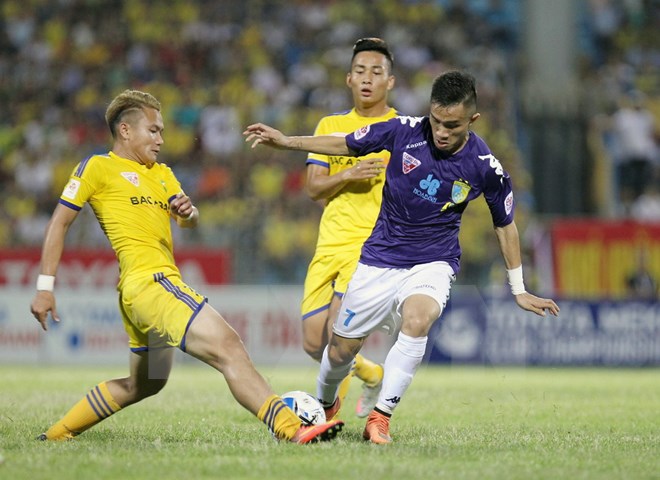 Vòng 17 V-League: ‘Nóng’ ở Vinh và Thống Nhất ảnh 1