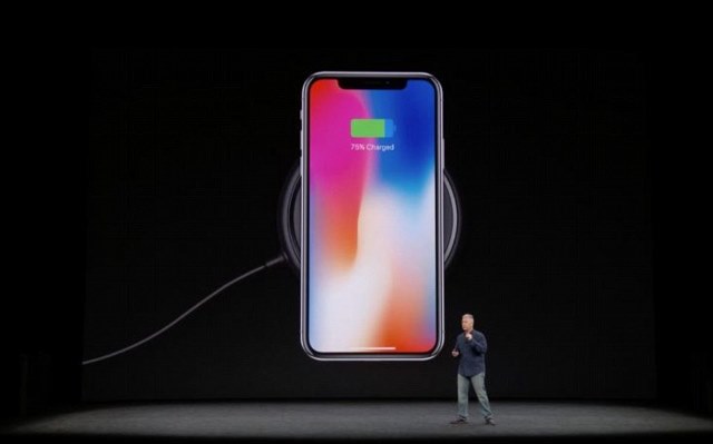 Chiêm ngưỡng cận cảnh tuyệt phẩm mới iPhone X, iPhone 8 của Apple ảnh 3