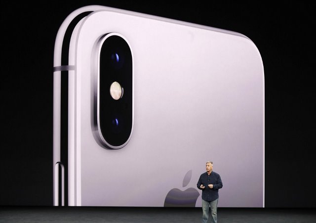 Chiêm ngưỡng cận cảnh tuyệt phẩm mới iPhone X, iPhone 8 của Apple ảnh 8