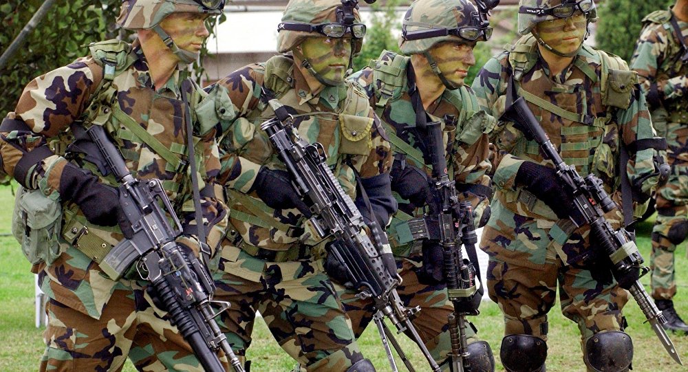 Bán đảo Triều Tiên 'căng như dây đàn', quân nhân Mỹ ở Hàn Quốc bất ngờ nhận tin nhắn sơ tán ảnh 1